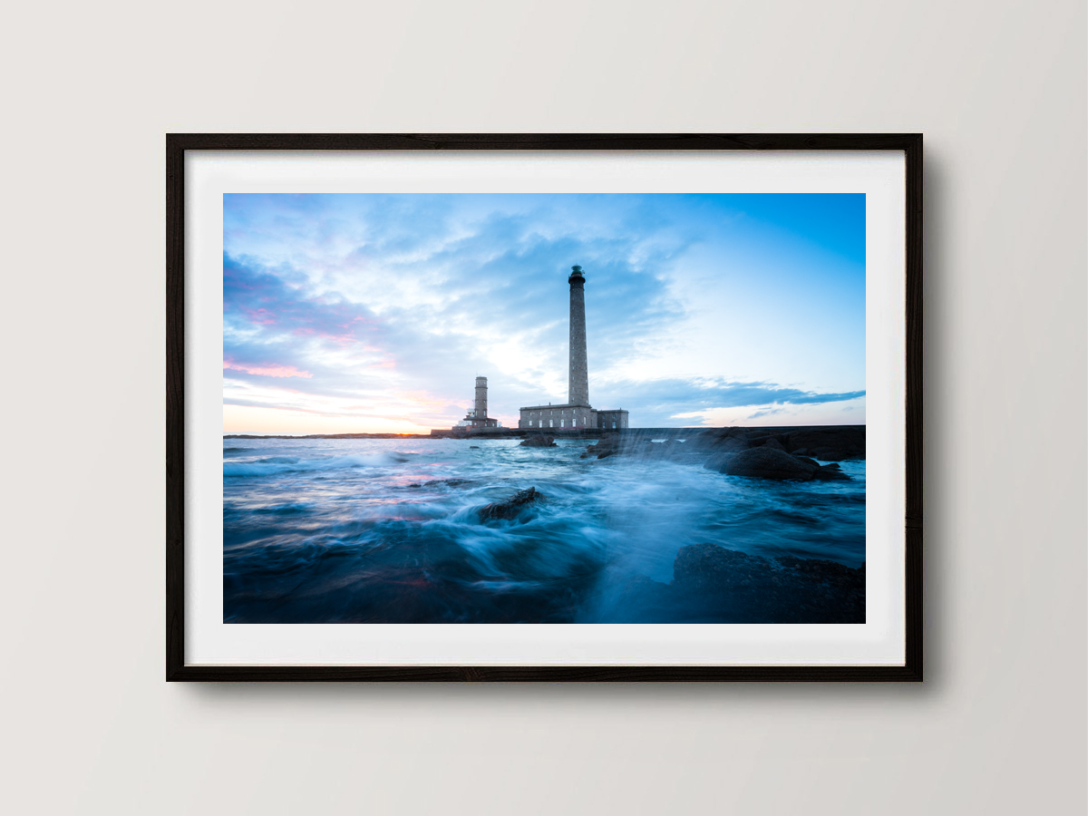 L'heure bleue au plus proche du phare de Gatteville