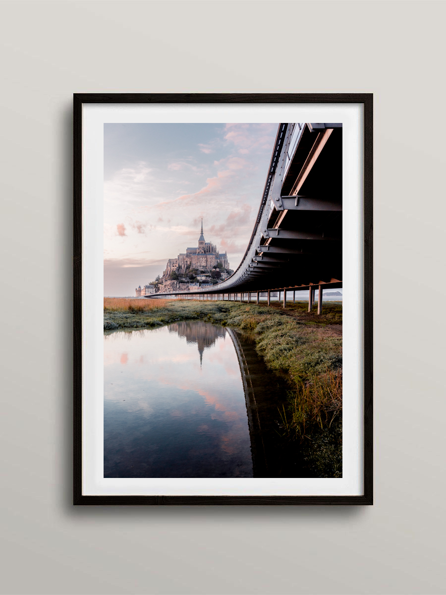 Sous le pont du Mont-Saint-Michel